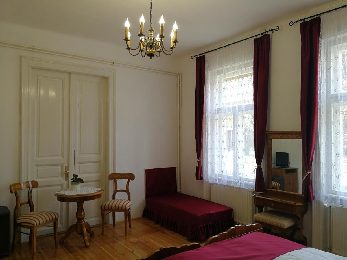 Tulipanvendeghaz Ξενοδοχείο Keszthely Εξωτερικό φωτογραφία
